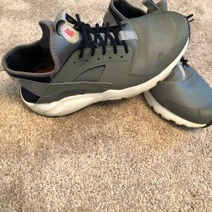 Nike Air Huarache Run Ultra